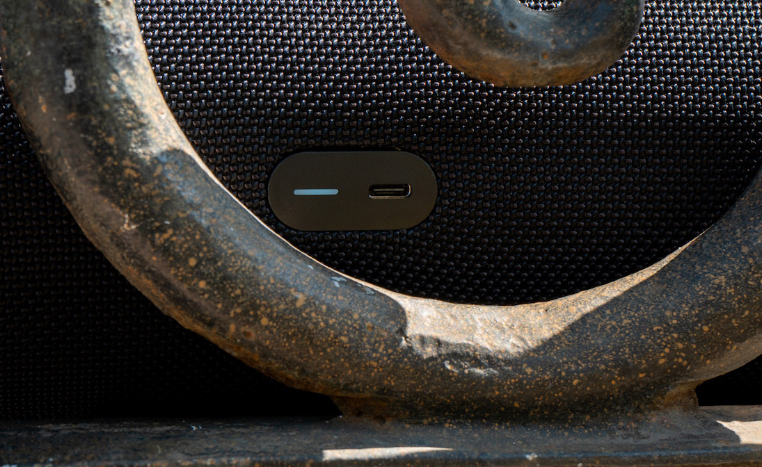 HiFuture Gravity Bluetooth Speaker In Hand: Huge 45W Speaker, Vivid RGB LED