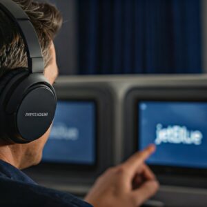 Can You Use Bluetooth Headphones on JetBlue? (Full Guide)