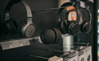 Does 7-11 Sell Headphones? (Prices, Brands & Availability)