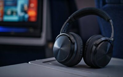 Does American Airlines Provide Headphones? (2024 Guide)