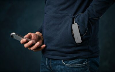 How to Connect Wired Headphones to iPhone Without Adapter