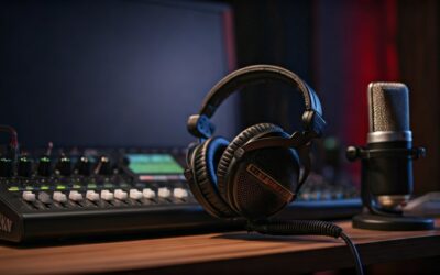 What Headphones Does LVNDMARK Use? His Full Pro Setup
