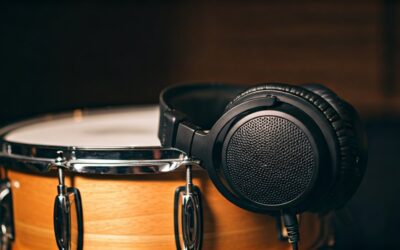 What is a Snare in Headphones? Expert Audio Guide