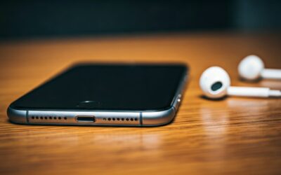 What Was the Last iPhone With a Headphone Jack? (2024 Guide)